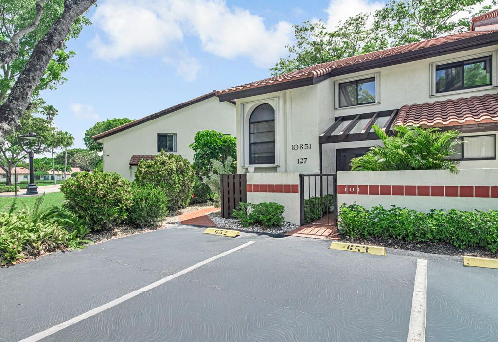 10851 Palm Lake Avenue, Unit 101, Boynton Beach, FL 33437 Photo