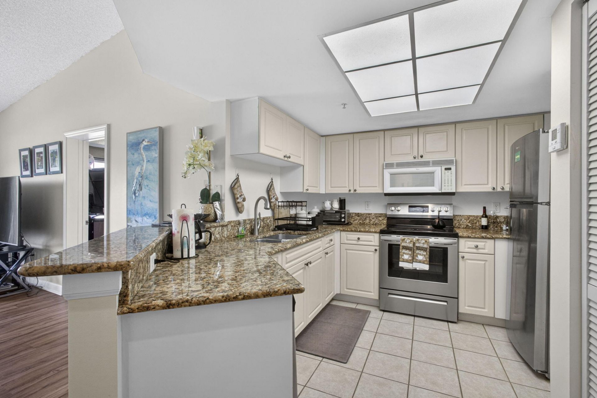 800 S Crestwood Ct Court S, Unit 809, Royal Palm Beach, FL 33411 Photo