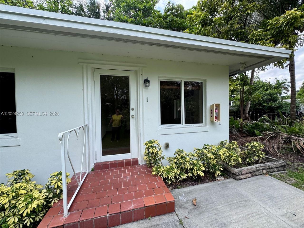 8440 NE 1st Ave, Unit 1, Miami, FL 33138 Photo