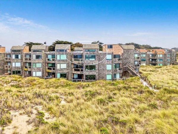 101 Shell Drive, Unit 62, Watsonville, CA 95076