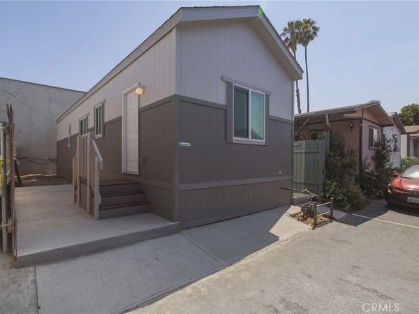 7650 Balboa Boulevard, Unit 27, Van Nuys, CA 91406