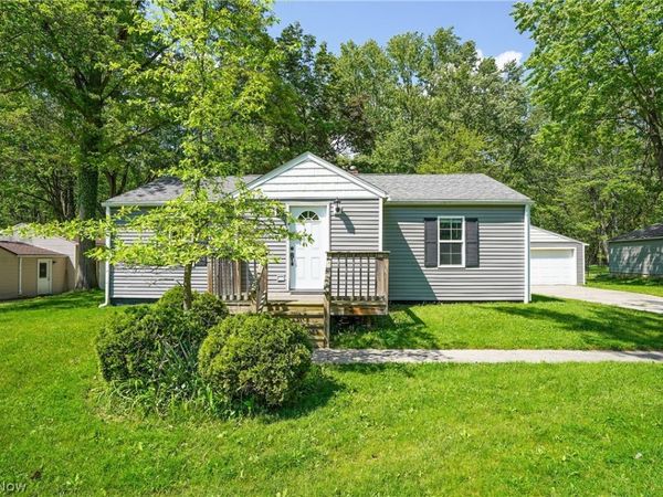 1987 King Drive, Stow, OH 44224