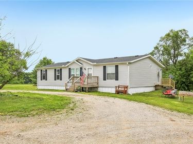 428 SW 850 Road, Chilhowee, MO 64733