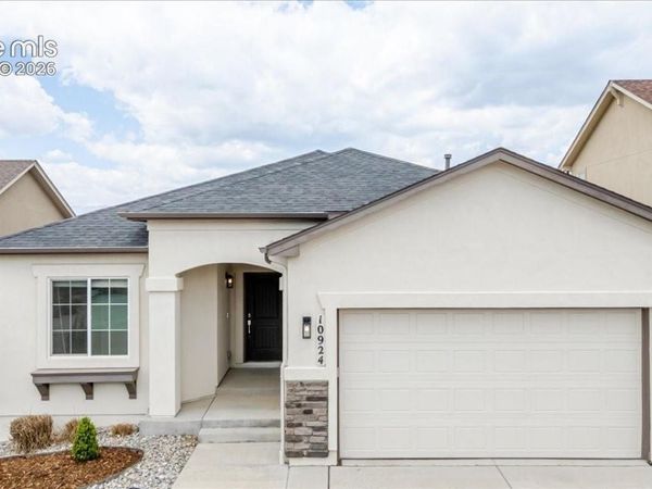 10924 Echo Canyon Drive, Colorado Springs, CO 80908