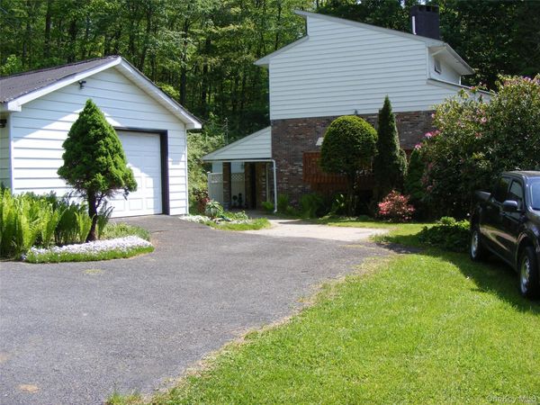 212 Old Dutch Hollow Road , Monroe, NY 10950