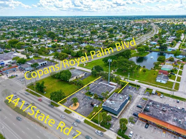 2121 N State Road 7 , Margate, FL 33063