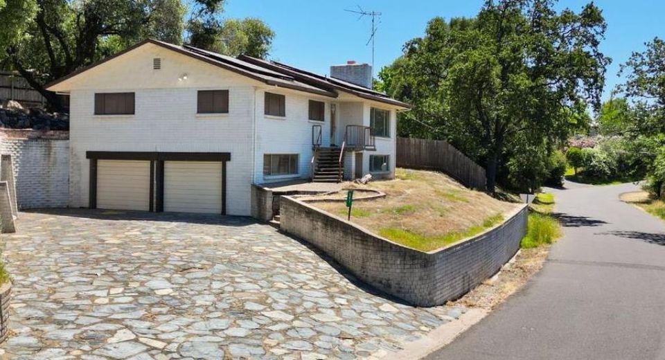 597 Amador Ave, Angels Camp, CA 95222 Photo
