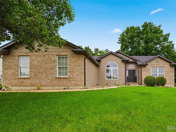 129 Fleur De Lis Drive , Wentzville, MO 63385
