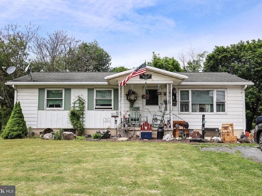 223 E Bacon Street , Pottsville, PA 17901 Main Photo