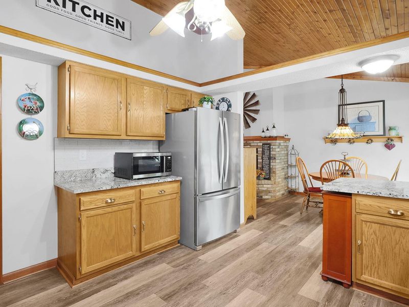 2185 Sequoya Trail, London, OH 43140 Photo 11