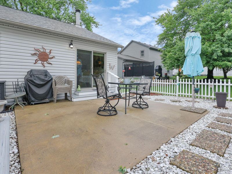 2185 Sequoya Trail, London, OH 43140 Photo 24