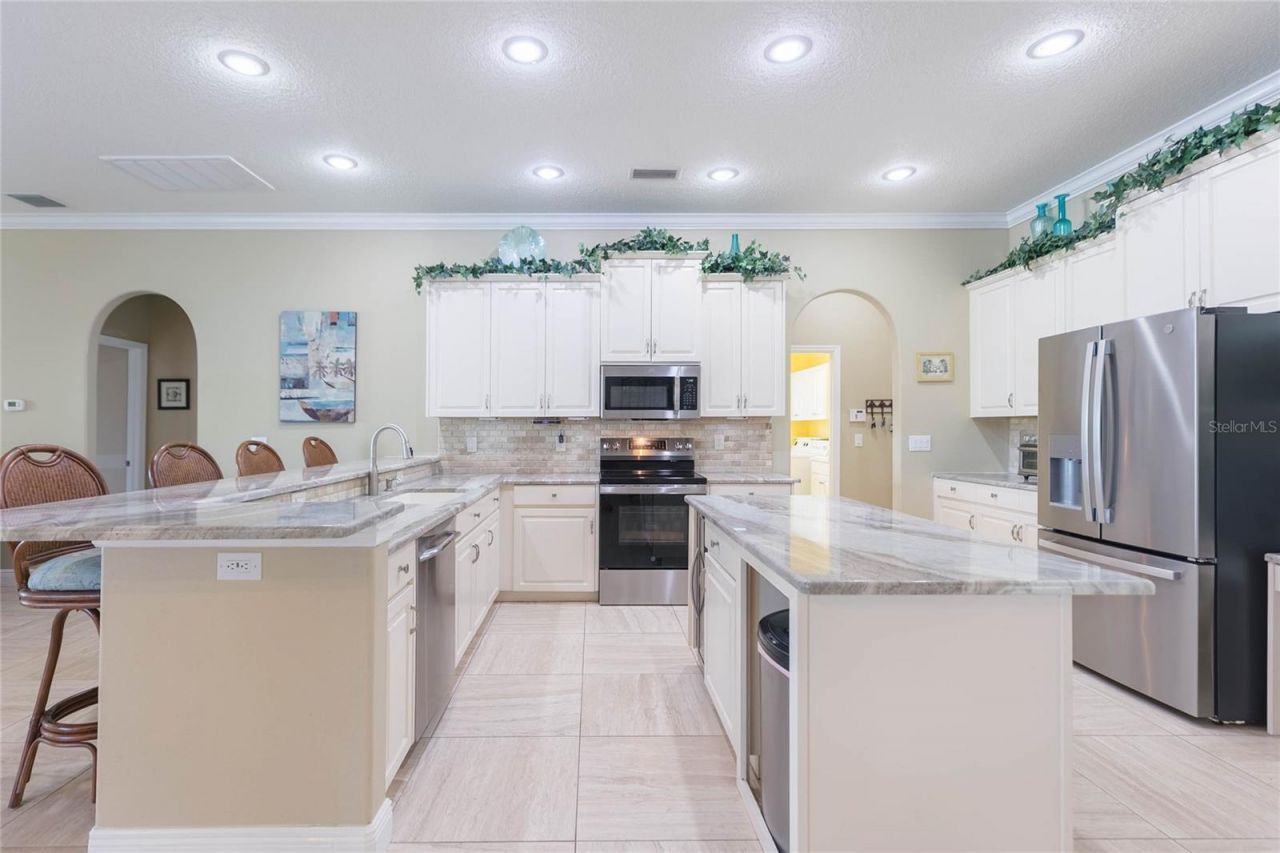 10717 Cory Lake Drive, Tampa, FL 33647 Photo