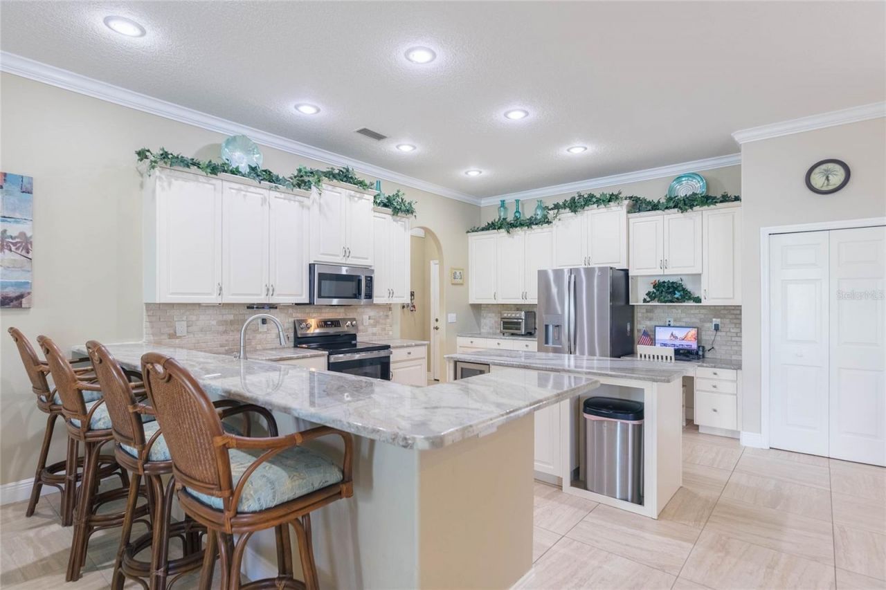 10717 Cory Lake Drive, Tampa, FL 33647 Photo