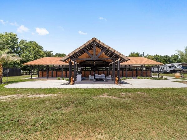 16392 NE JACKSONVILLE ROAD , CITRA, FL 32113