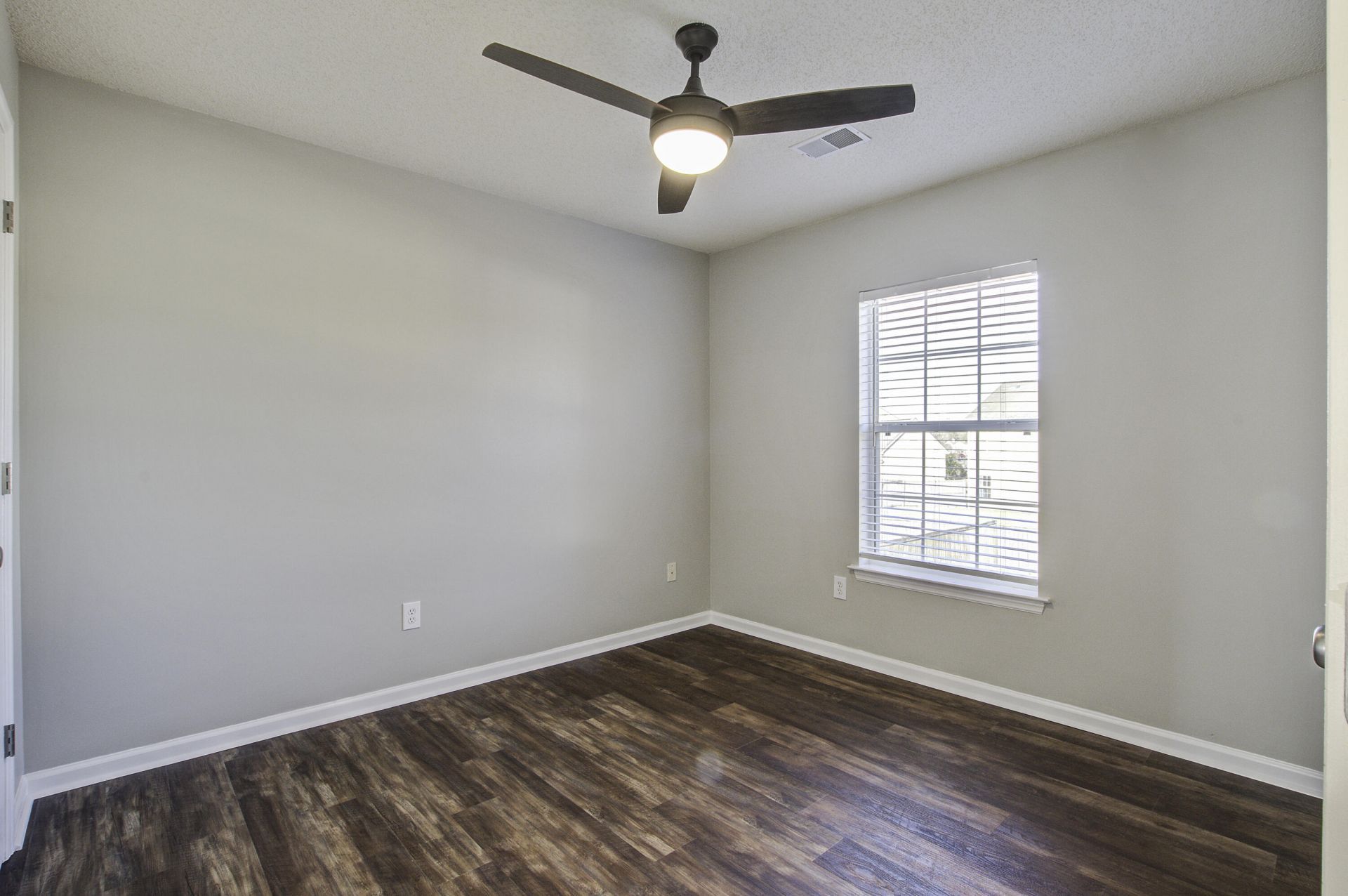 88 Blue Jasmine Lane Photo 26