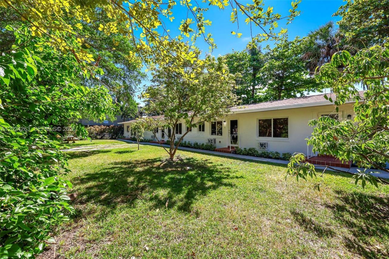 8440 NE 1st Ave, Unit 5, Miami, FL 33138 Photo