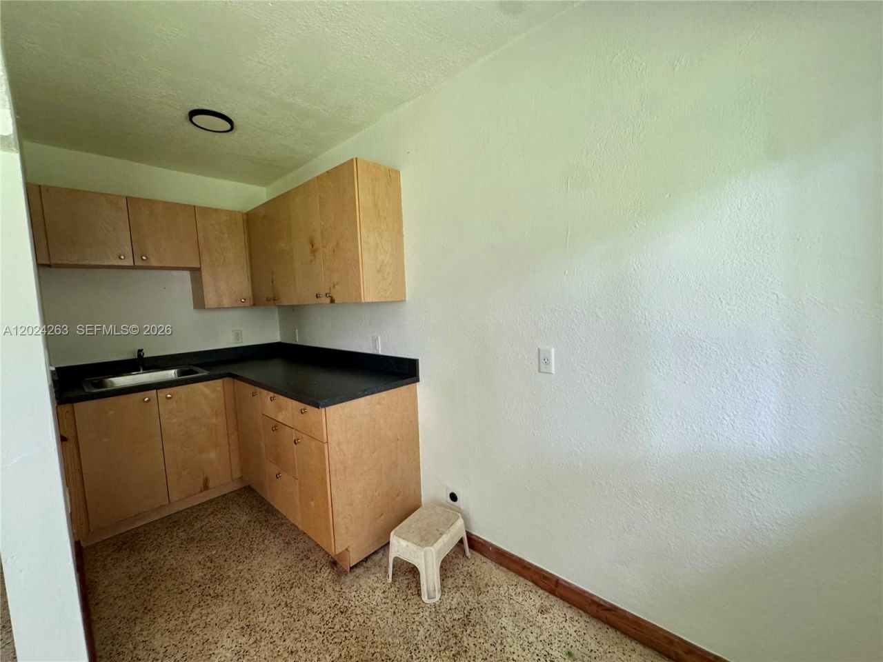 8440 NE 1st Ave, Unit 5, Miami, FL 33138 Photo
