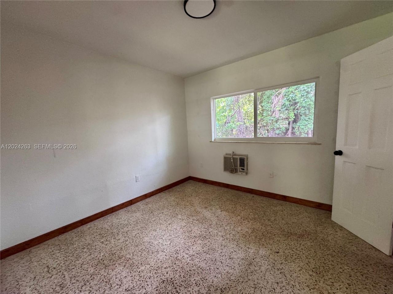 8440 NE 1st Ave, Unit 5, Miami, FL 33138 Photo