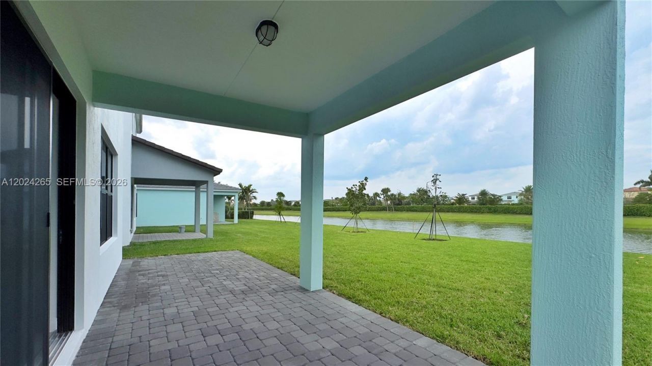 5021 Coquina Pl , Unit 5021, Westlake, FL 33470 Photo