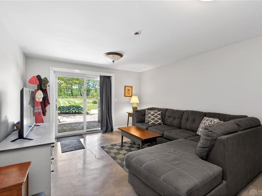 Property Image 63