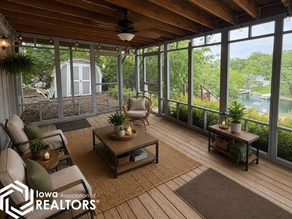 1285 Lakeshore Drive, Brooklyn, IA 52211