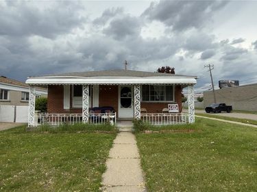 24104 Hass Street, Dearborn Heights, MI 48127