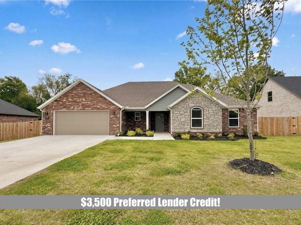 2507 Buckside Street, Springdale, AR 72762