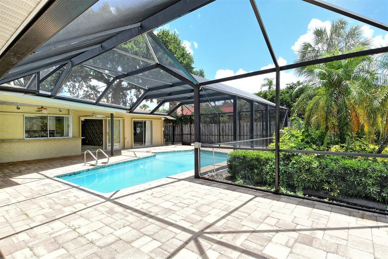 3140 Espanola Drive , Sarasota, FL 34239 Photo