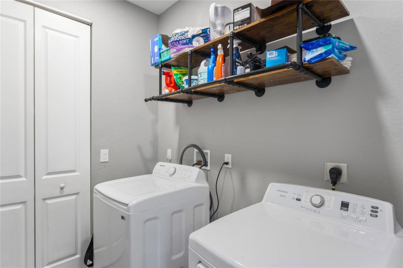 2424 12th Street S, Saint Petersburg, FL 33705 Photo