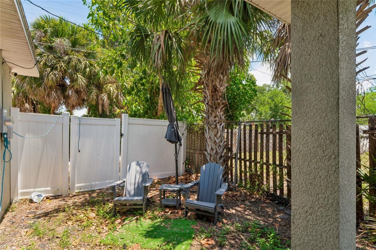 2424 12th Street S, Saint Petersburg, FL 33705 Photo