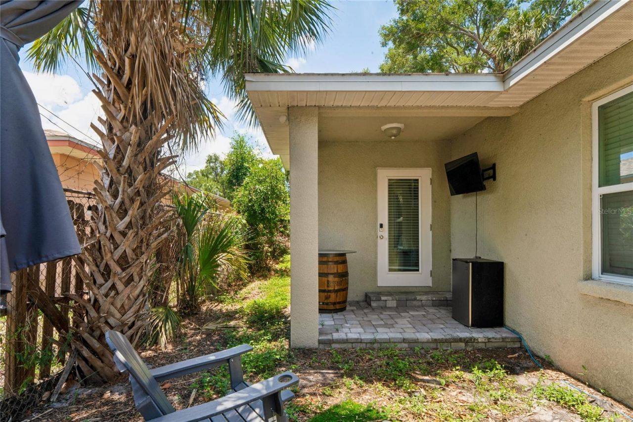 2424 12th Street S, Saint Petersburg, FL 33705 Photo