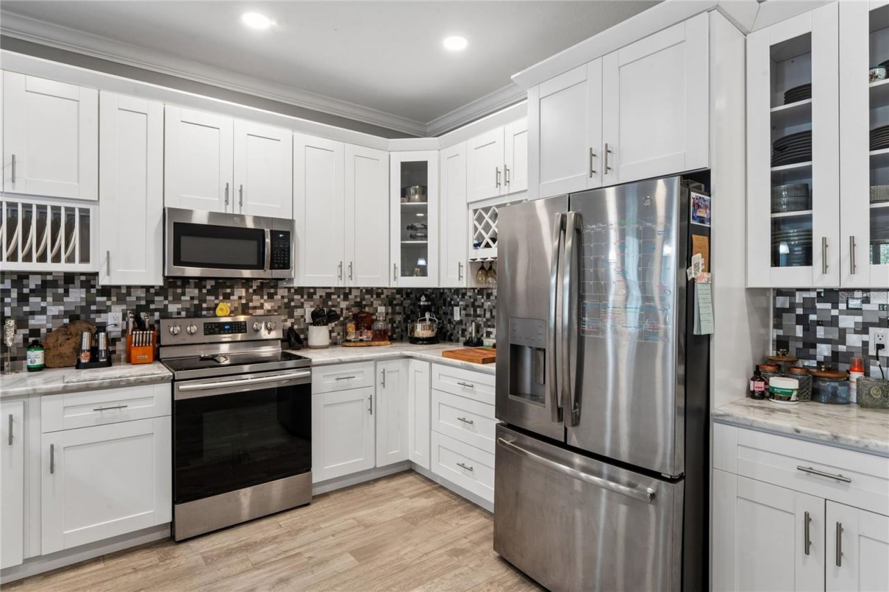 2424 12th Street S, Saint Petersburg, FL 33705 Photo
