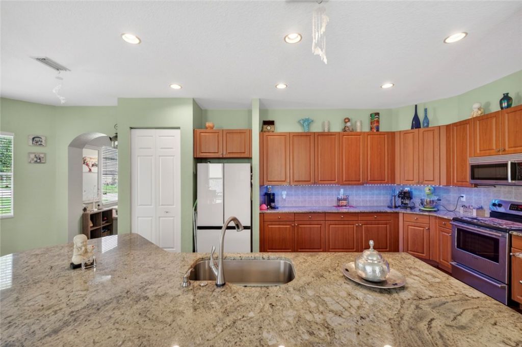 2001 Albany Terrace Sw, Vero Beach, FL 32968 Photo