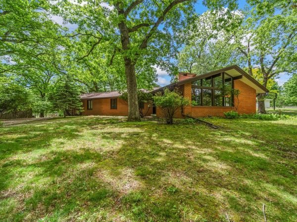 433 Westwood Drive, Ames, IA 50014