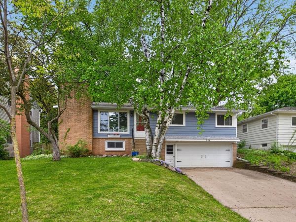 548 22nd Street NE, Rochester, MN 55906