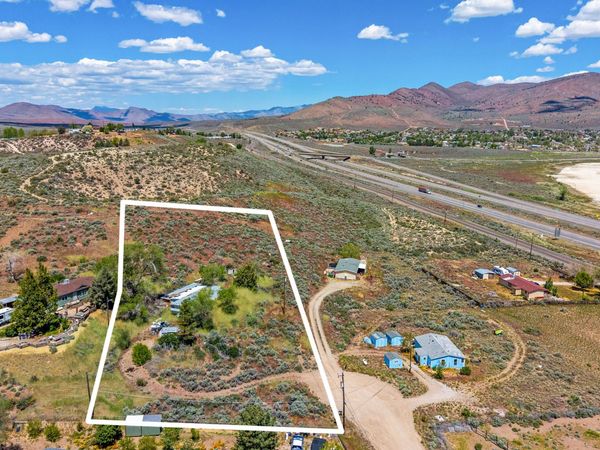 18560 Kay Lee Circle, Reno, NV 89508
