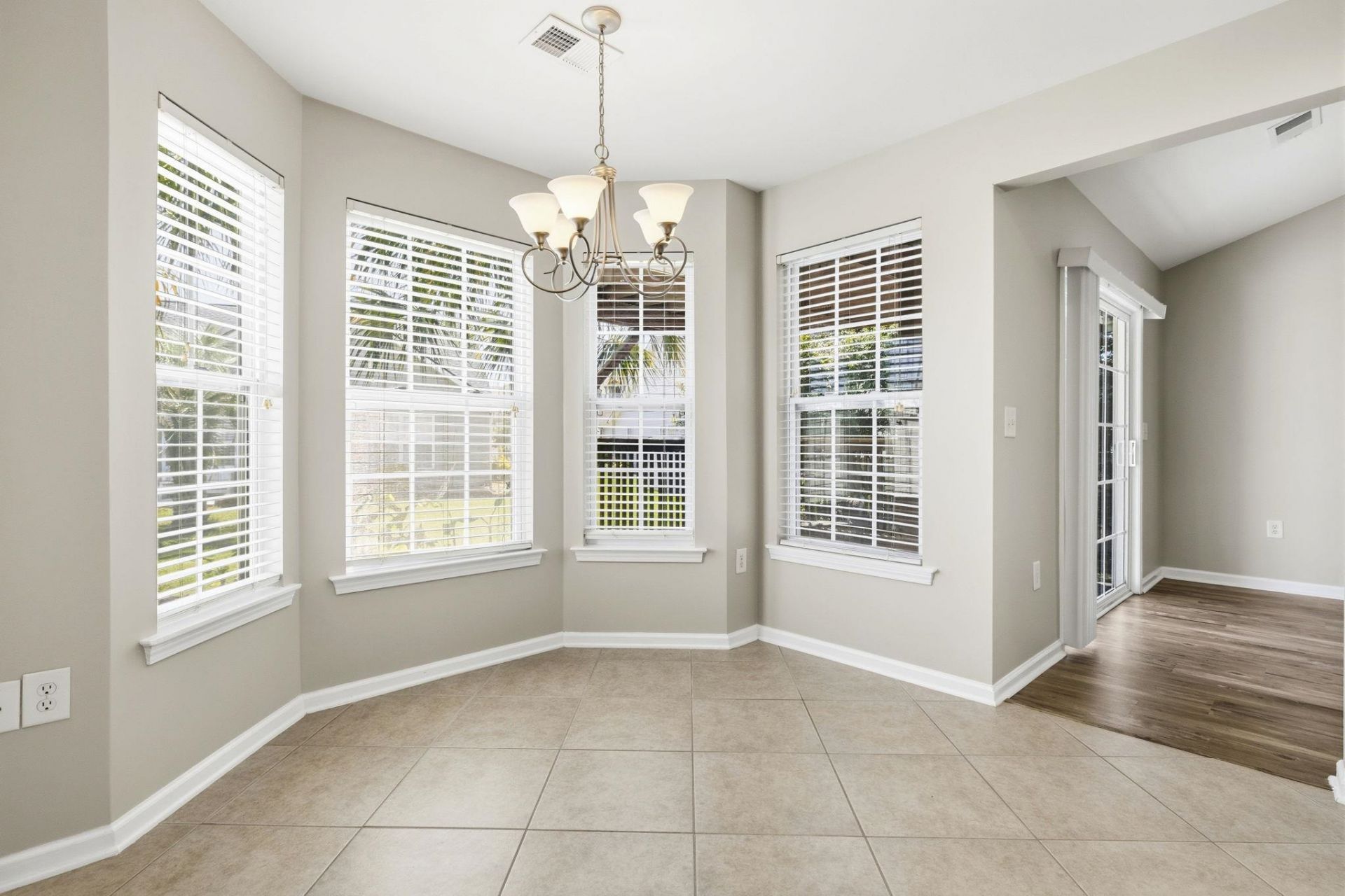 549 Pennington Loop Photo 13