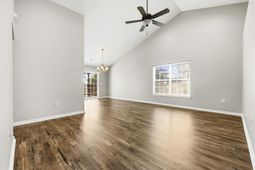 549 Pennington Loop photo 4