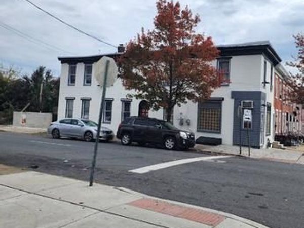 1127 CHESTNUT STREET, WILMINGTON, DE 19805