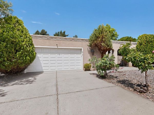 5813 La Madera Road NE, Albuquerque, NM 87109