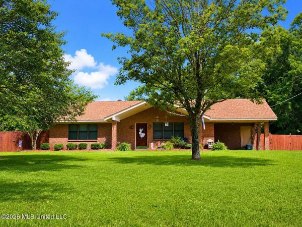 185 Sanatorium Road, Mendenhall, MS 39114