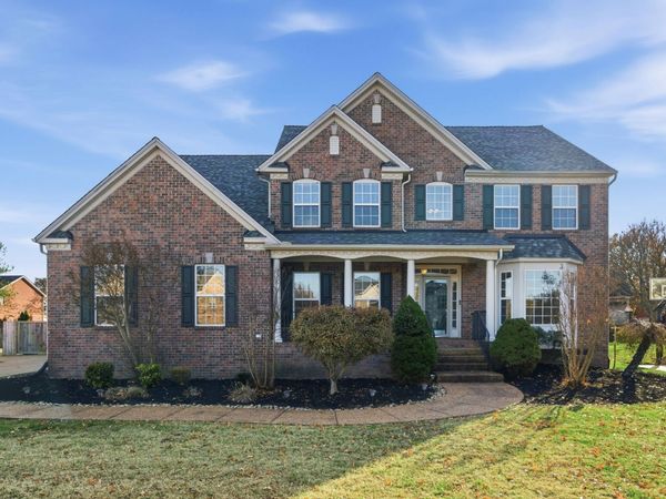 125 Windham Dr , Hendersonville, TN 37075