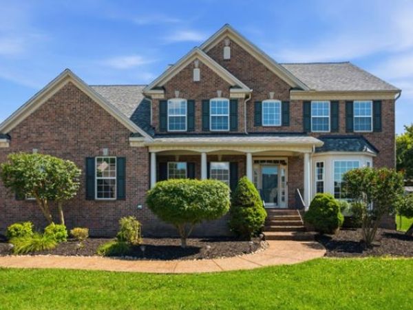 125 Windham Dr, Hendersonville, TN 37075