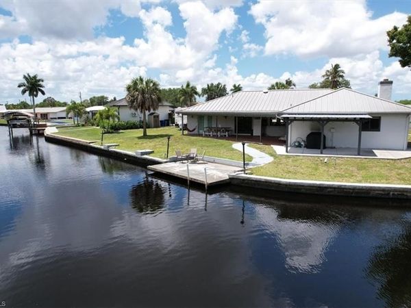 1318 Thompson ST, NORTH FORT MYERS, FL 33903