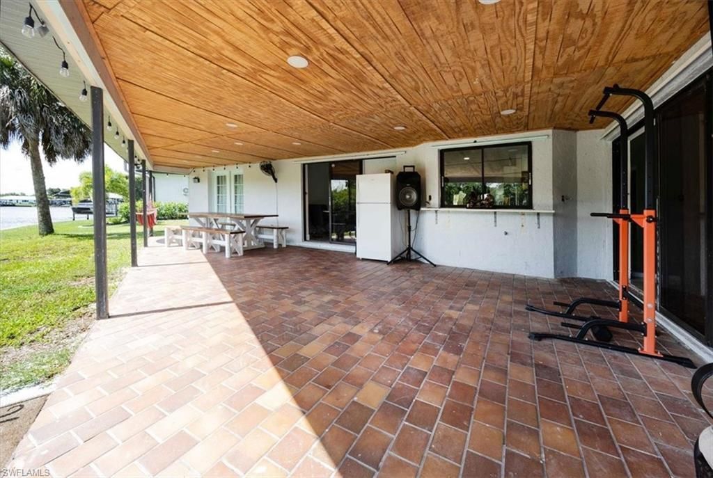 1318 Thompson St, North Fort Myers, FL 33903 Photo