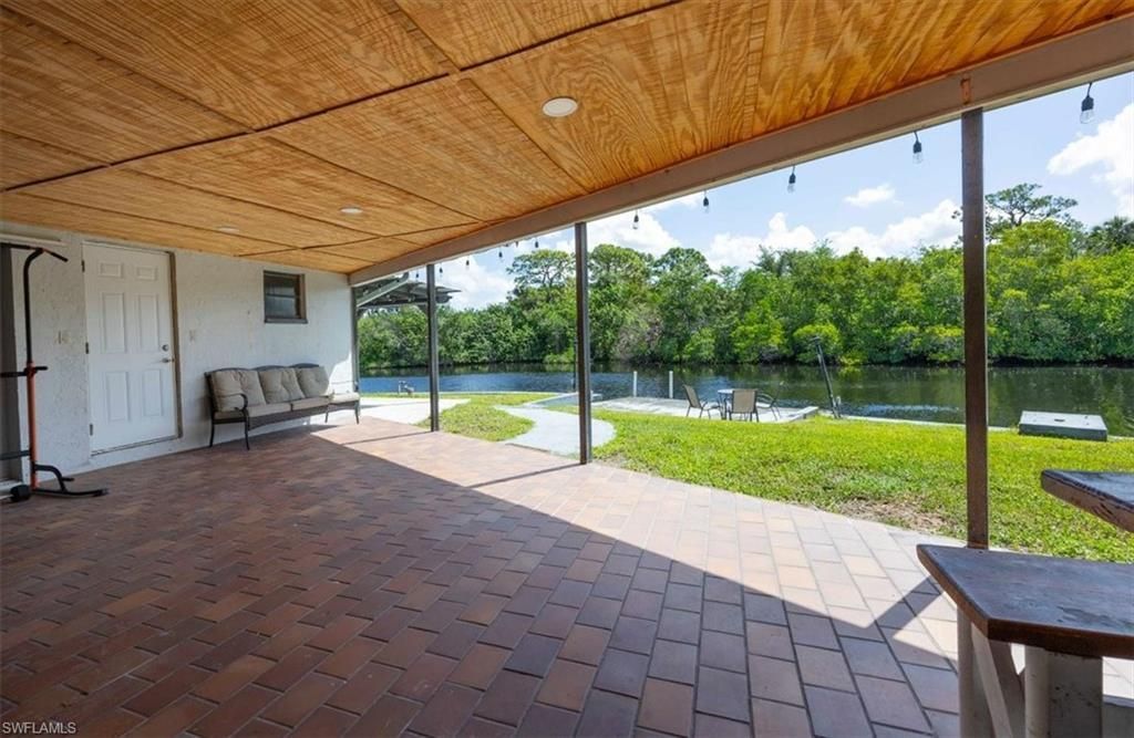 1318 Thompson St, North Fort Myers, FL 33903 Photo