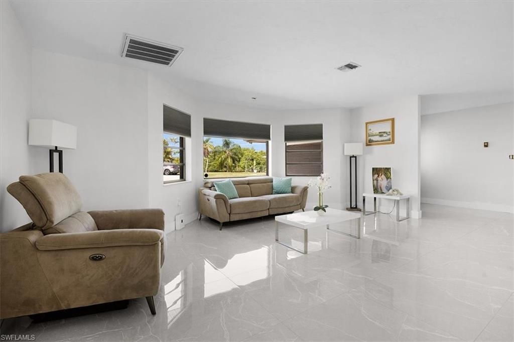 1318 Thompson St, North Fort Myers, FL 33903 Photo