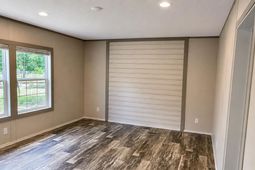 321 Marion Road photo 4