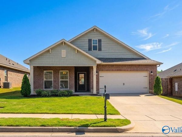 158 Grey Fawn Trail NW, Madison, AL 35757