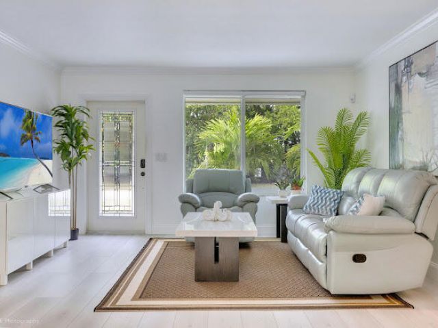 1250 Arthur Street, Hollywood, FL 33019 Photo